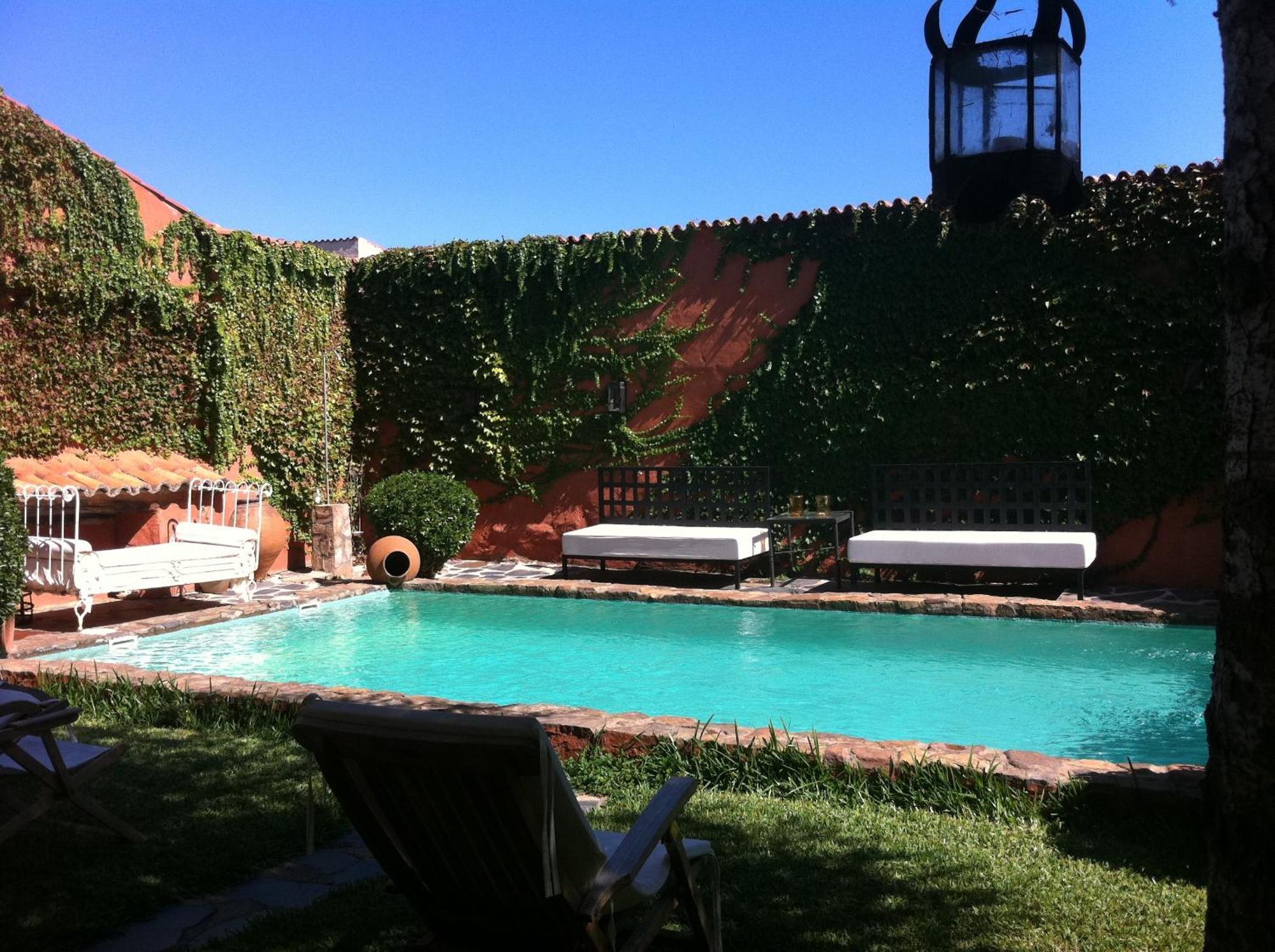 Villa La Tierra Roja Aliseda Esterno foto